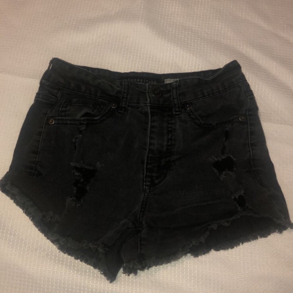(2/$30) BLACK RIPPED HIGH WAISTED SHORTS SIZE 00!